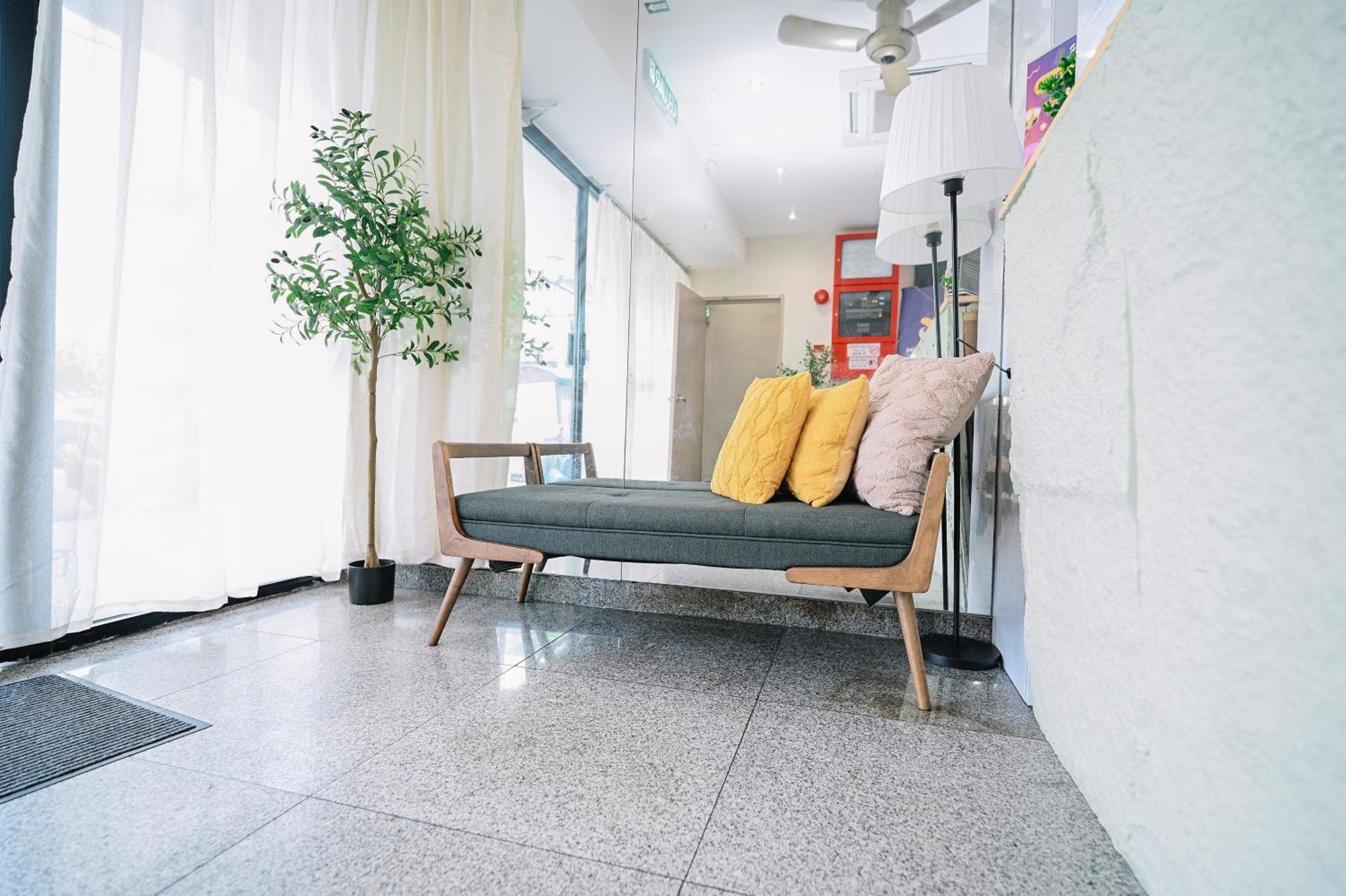 Swing & Pillows - Kl Pekeliling — Photos 3